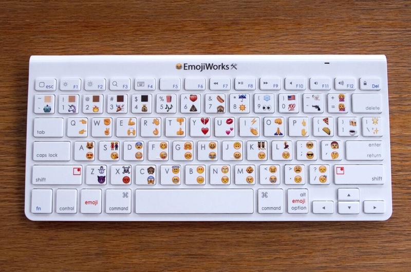 Emoji klavyesi